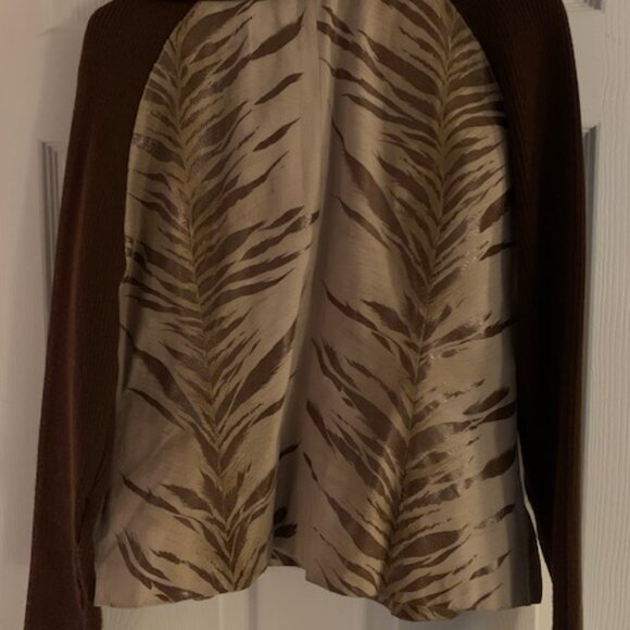 Women's Animal print Sweater/Cardigan - Picture 2 of 4